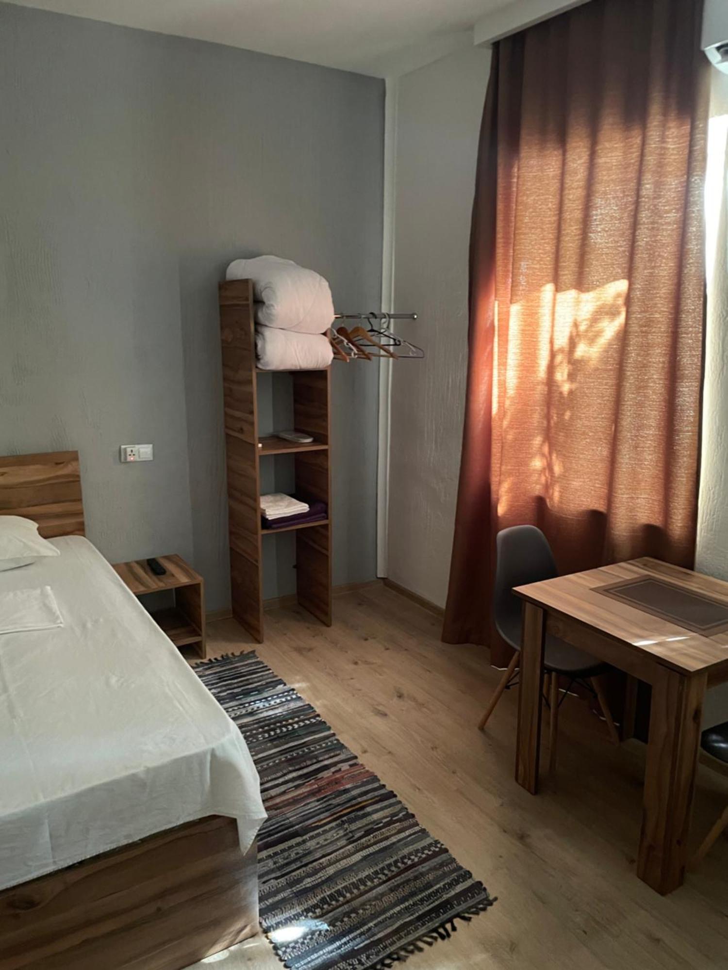 Apartment In The City Center With The Garden Yerevan Exterior foto