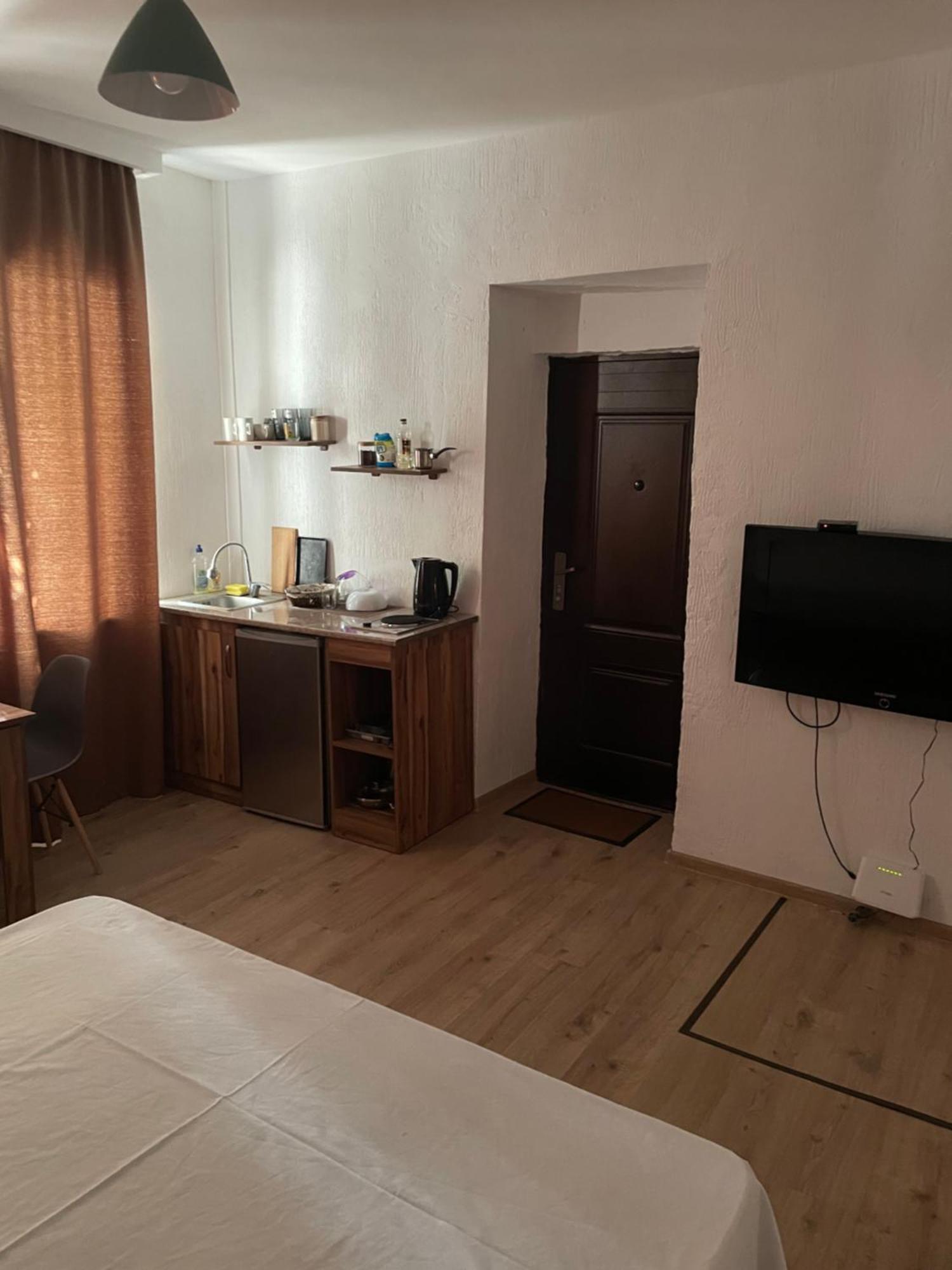 Apartment In The City Center With The Garden Yerevan Exterior foto